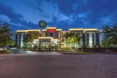 Photo 2 - Hampton Inn & Suites Clermont