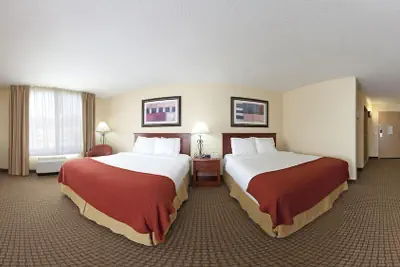 Photo 5 - Holiday Inn Express and Suites Greenville by IHG