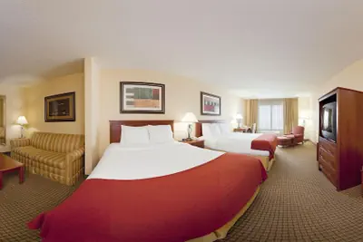 Photo 4 - Holiday Inn Express and Suites Greenville by IHG