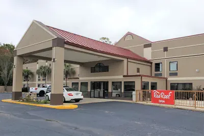 Photo 2 - Red Roof Inn Moss Point