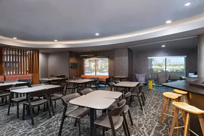Photo 3 - SpringHill Suites by Marriott DFW Airport East/Las Colinas
