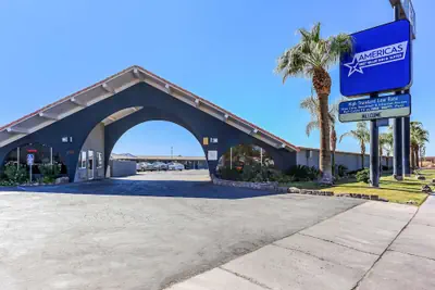 Photo 2 - Americas Best Value Inn & Suites El Centro