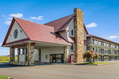 Photo 2 - Red Roof Inn Dandridge