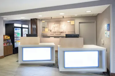 Photo 2 - Holiday Inn Express Kansas City - at the Legends by IHG