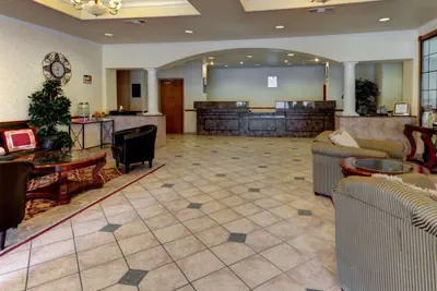 Photo 3 - Quality Inn & Suites Glen Rose