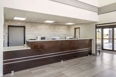 Photo 3 - Best Western Texas City I-45
