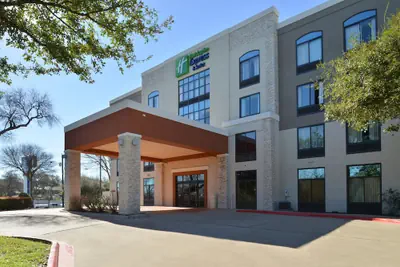 Photo 2 - Holiday Inn Express & Suites Austin North Central by IHG
