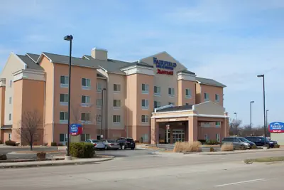 Photo 2 - Fairfield Inn & Suites by Marriott Mt. Vernon Rend Lake