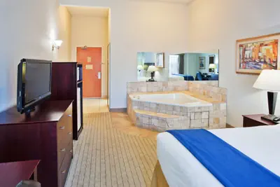 Photo 4 - Holiday Inn Express Hotel & Suites Bremen by IHG