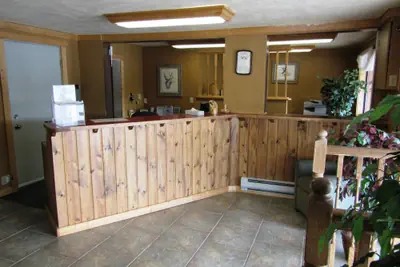Photo 3 - Traveler's Lodge