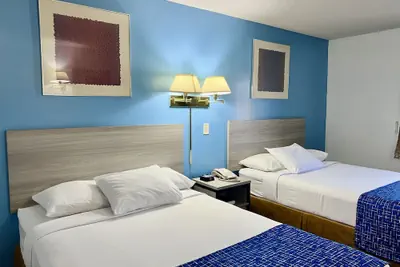 Photo 4 - Travelodge by Wyndham Hershey