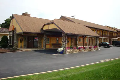 Photo 2 - Soudersburg Motel