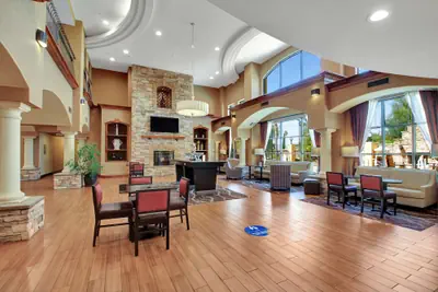 Photo 5 - Hampton Inn And Suites Hemet