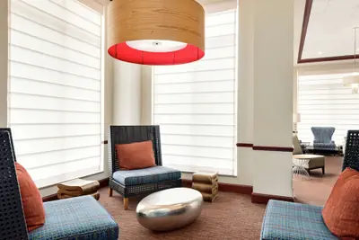 Photo 4 - Hilton Garden Inn Dubuque Downtown