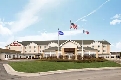 Photo 2 - Hilton Garden Inn Dubuque Downtown