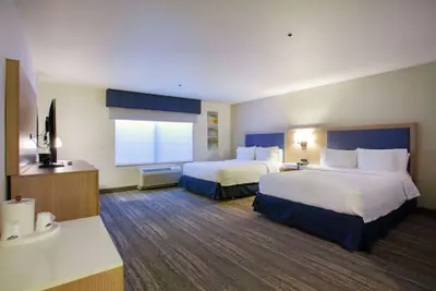 Photo 3 - Hampton Inn & Suites Mountain Home