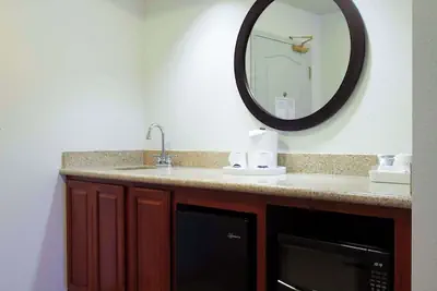 Photo 5 - Hampton Inn & Suites Mountain Home
