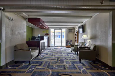 Photo 3 - Super 8 by Wyndham Bangor