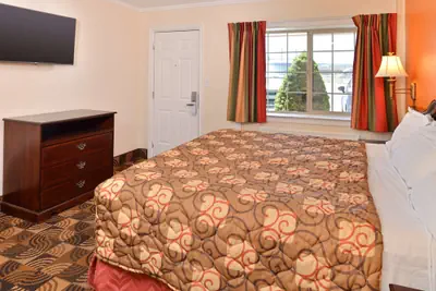 Photo 5 - Americas Best Value Inn & Suites Klamath Falls