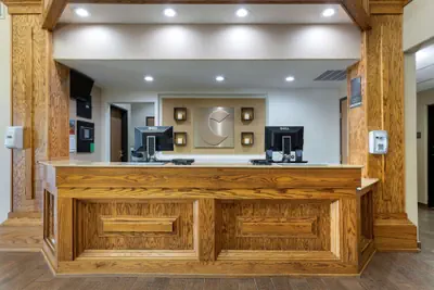 Photo 3 - Comfort Inn & Suites Ponca City near Marland Mansion