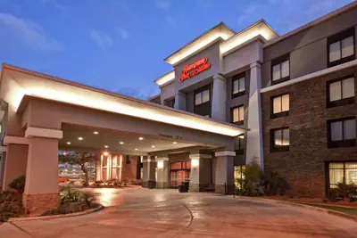 Photo 2 - Hampton Inn & Suites Yuma