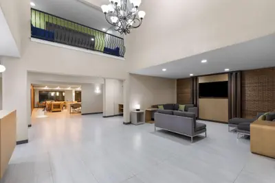 Photo 5 - Hawthorn Extended Stay by Wyndham College Station South
