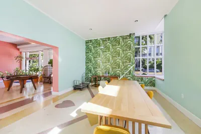 Photo 4 - Tropics Hotel