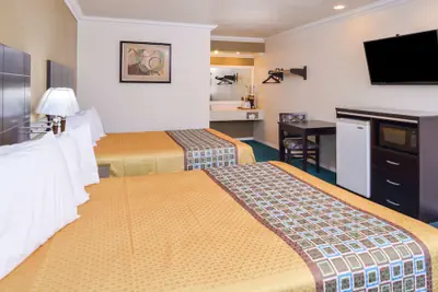 Photo 5 - Atascadero Inn