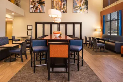 Photo 4 - Hampton Inn & Suites Schertz