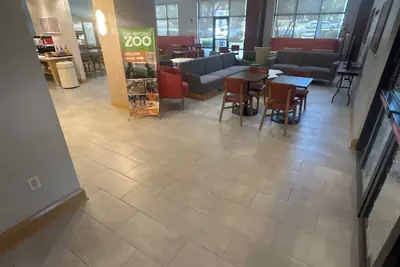 Photo 5 - Hampton Inn & Suites Schertz