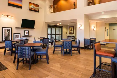 Photo 3 - Hampton Inn & Suites Schertz