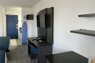 Photo 4 - Studio 6 Suites Delano, CA