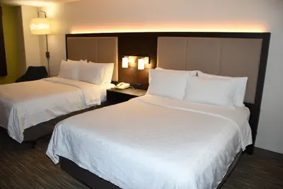 Photo 4 - Holiday Inn Express Evanston by IHG