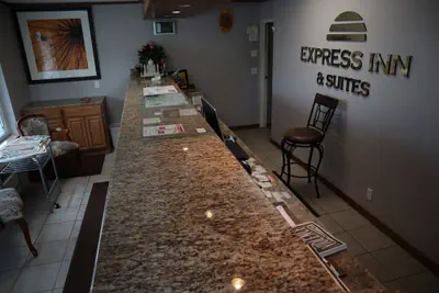 Photo 4 - Express Inn & Suites