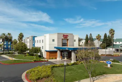 Photo 2 - Hampton Inn & Suites Sacramento-Airport-Natomas