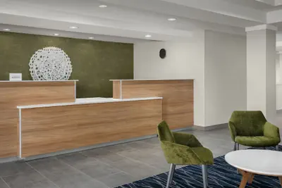 Photo 5 - Fairfield Inn & Suites by Marriott Roanoke Hollins/I-81