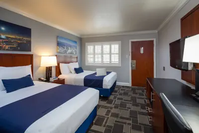 Photo 2 - Bay Bridge Inn