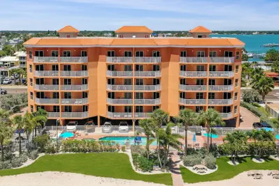 Photo 2 - Surf Beach Treasure Island Resort