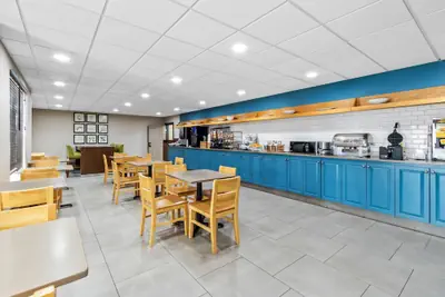 Photo 2 - Country Inn & Suites by Radisson, Aiken South