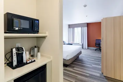 Photo 4 - Holiday Inn Express Lexington by IHG