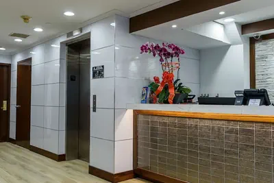 Photo 5 - Flushing Central Hotel 88