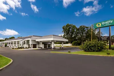 Photo 2 - Quality Inn Emporia