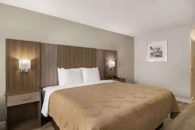 Photo 5 - Quality Inn Emporia
