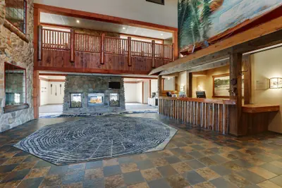 Photo 3 - Stoney Creek Hotel Quad Cities - Moline