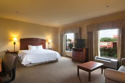 Photo 5 - Hampton Inn & Suites Brownsville