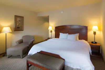 Photo 4 - Hampton Inn & Suites Brownsville