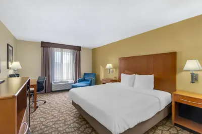 Photo 5 - Best Western Plus Richmond Hill Inn