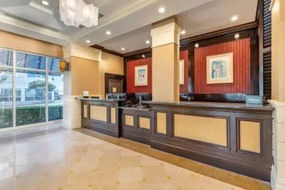 Photo 4 - Hilton Vacation Club Ocean Beach Club Virginia Beach