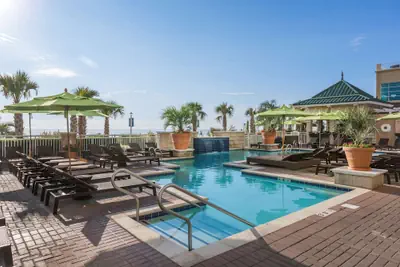 Photo 2 - Hilton Vacation Club Ocean Beach Club Virginia Beach
