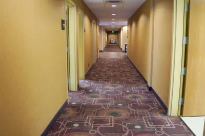 Photo 4 - Hampton Inn & Suites Kingman